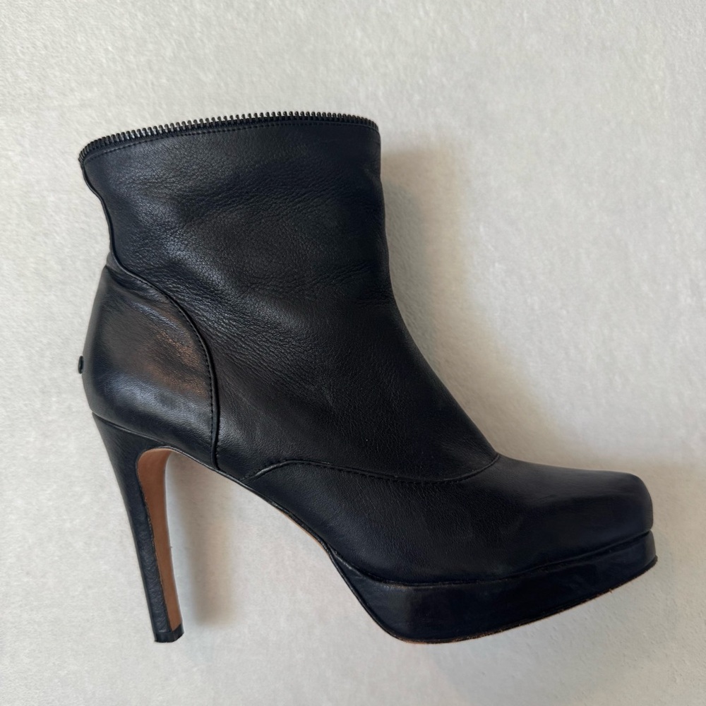 Fabulous Y2K Geren Ford Convertible Leather Stiletto Boots w/ a Grunge Punk Vibe - Picture 3 of 15